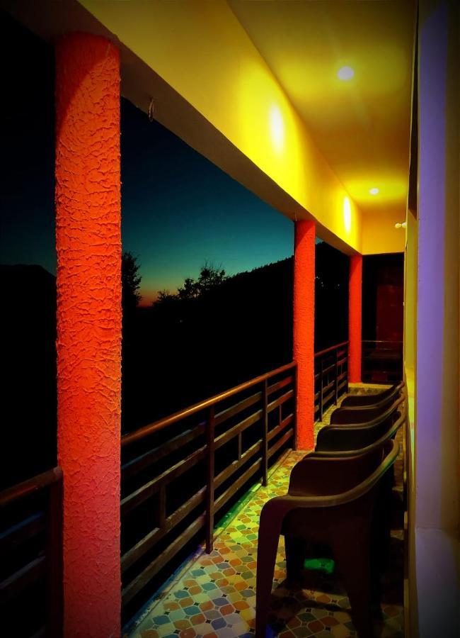 Pandava'S Cafe & Stay Chopta Экстерьер фото
